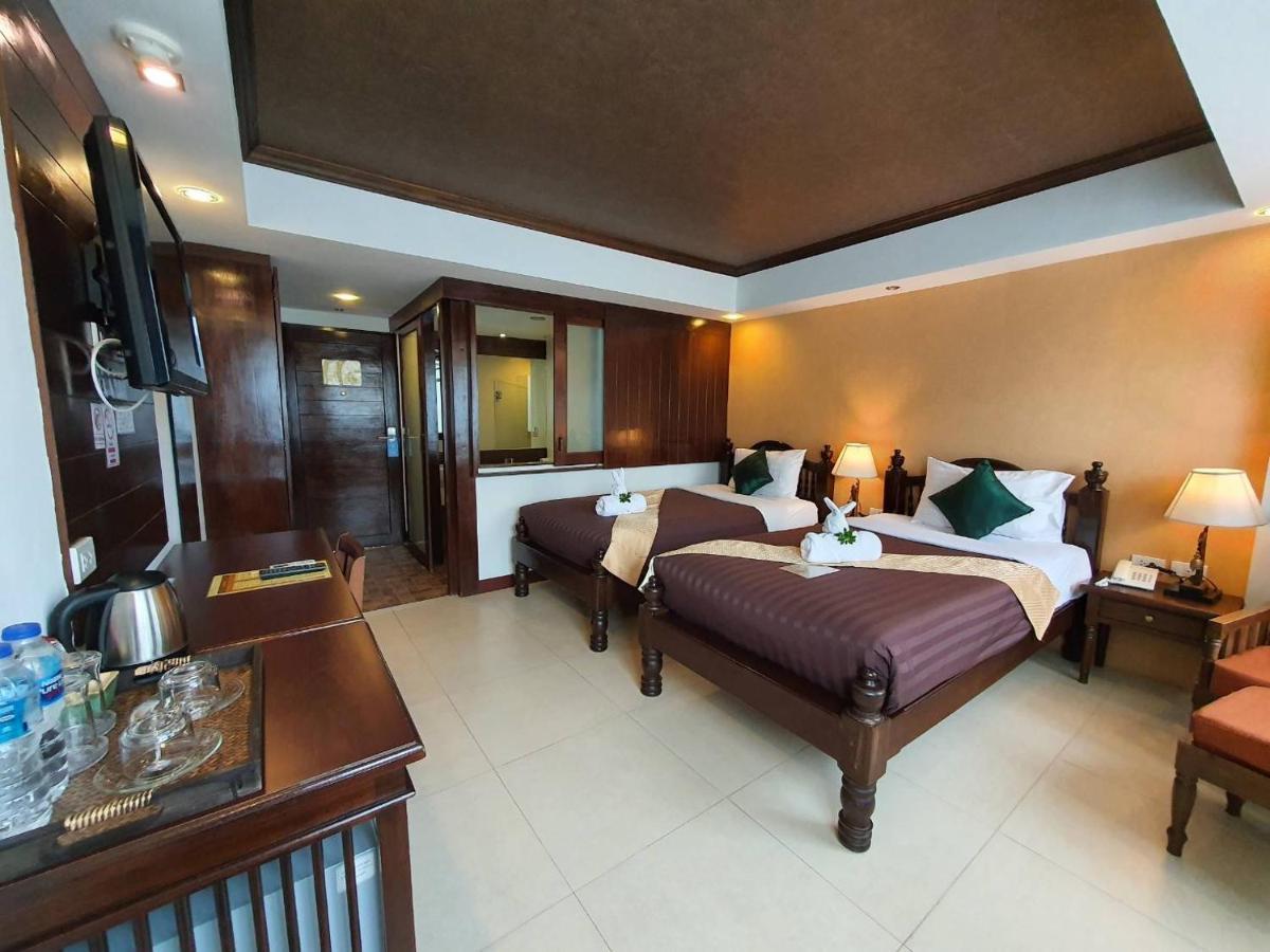 Goldenbell Hotel Chiangmai Chiang Mai Exteriör bild