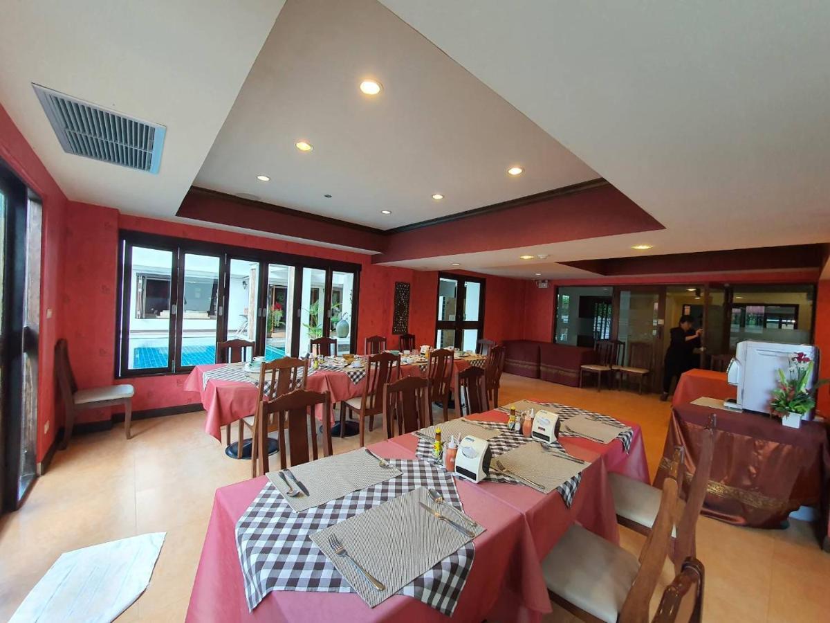 Goldenbell Hotel Chiangmai Chiang Mai Exteriör bild