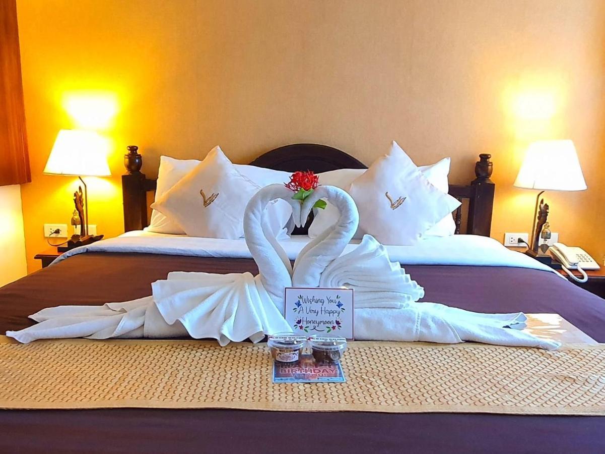 Goldenbell Hotel Chiangmai Chiang Mai Exteriör bild