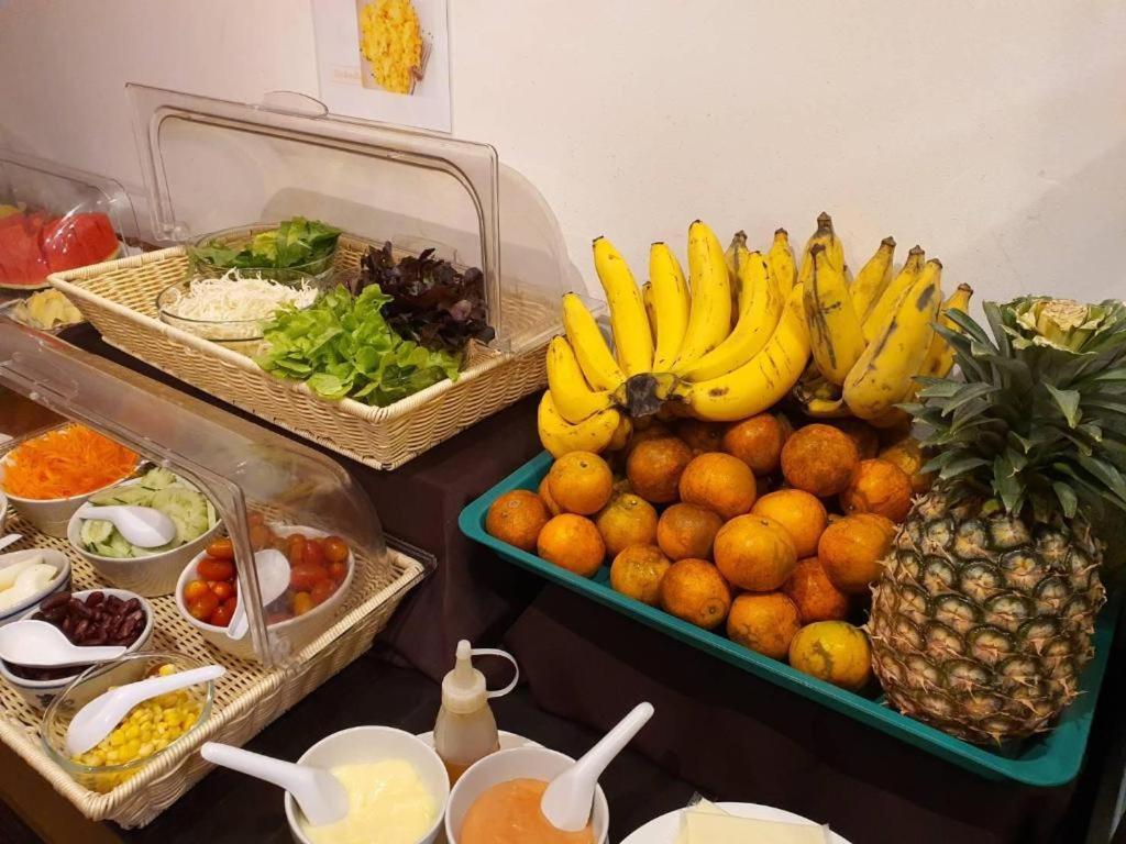 Goldenbell Hotel Chiangmai Chiang Mai Exteriör bild