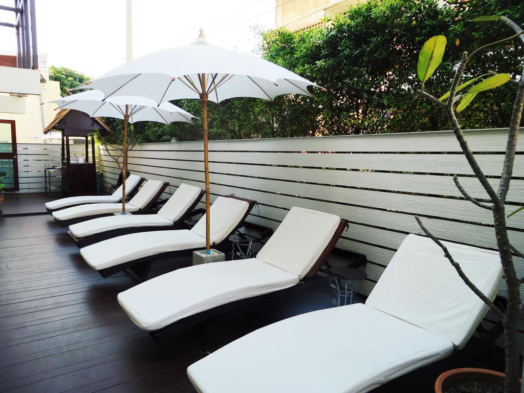 Goldenbell Hotel Chiangmai Chiang Mai Exteriör bild